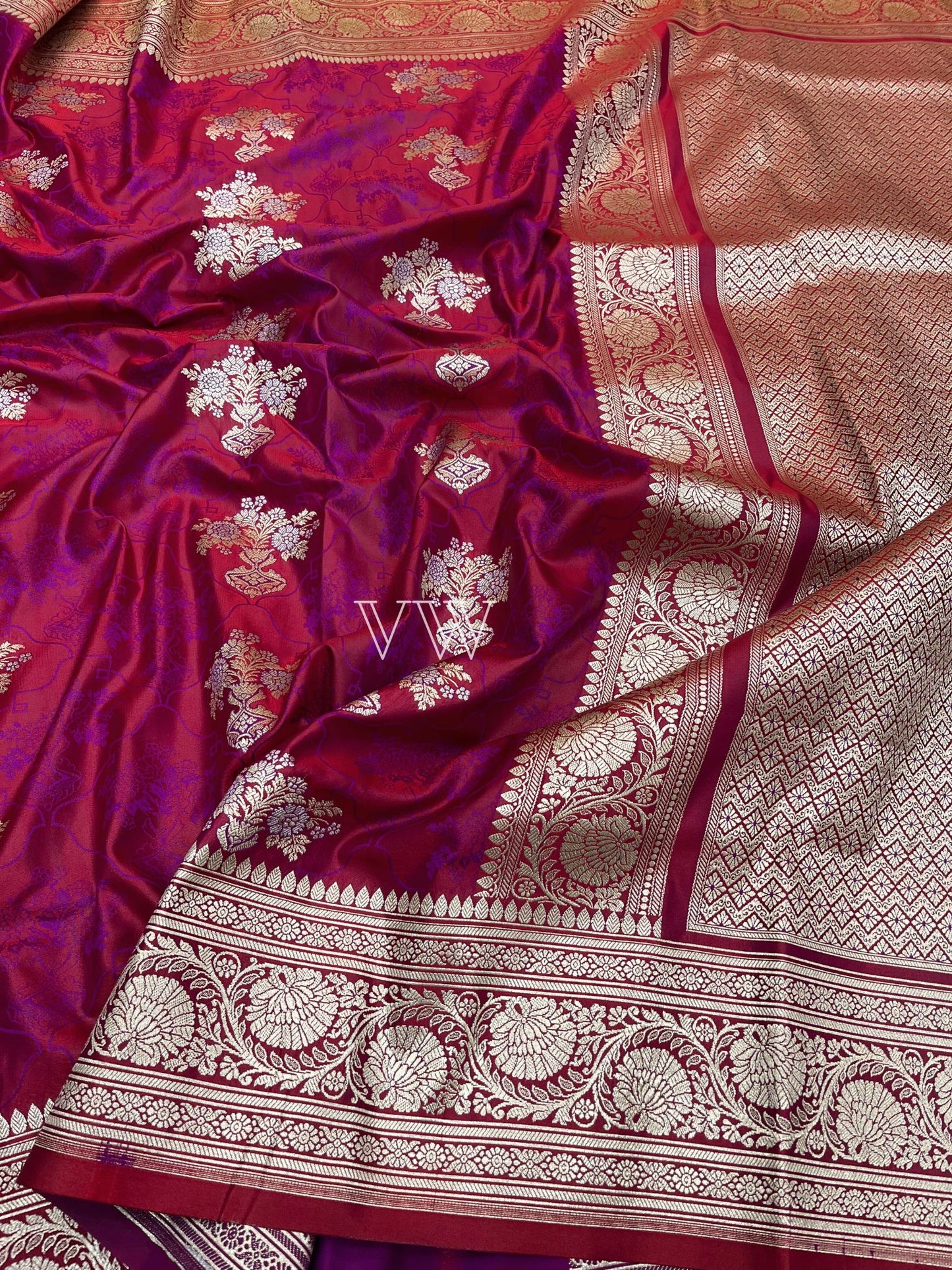 Magenta Pink Tanchui Mashru Silk Banarasi Saree - Meenakari