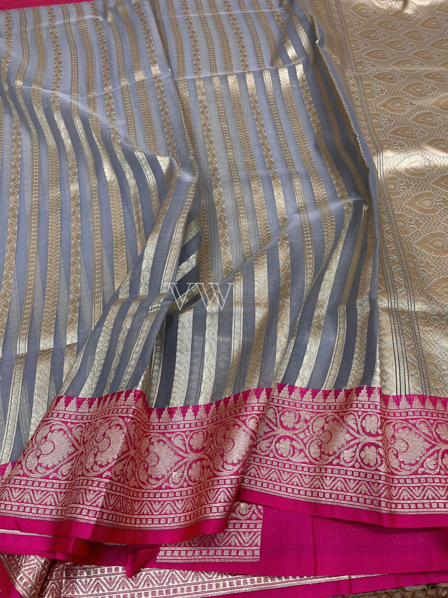 Dual Shade Kora Organza Silk Banarasi Saree - Stripes