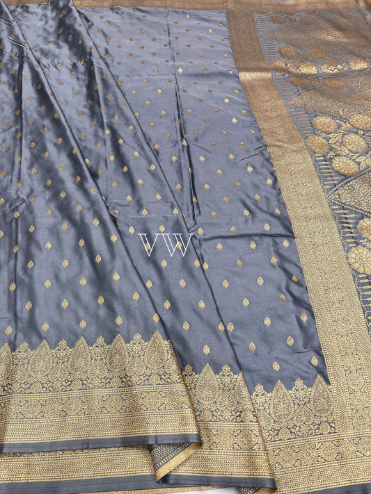 Grey Mashru Satin Silk Banarasi Saree - Motifs