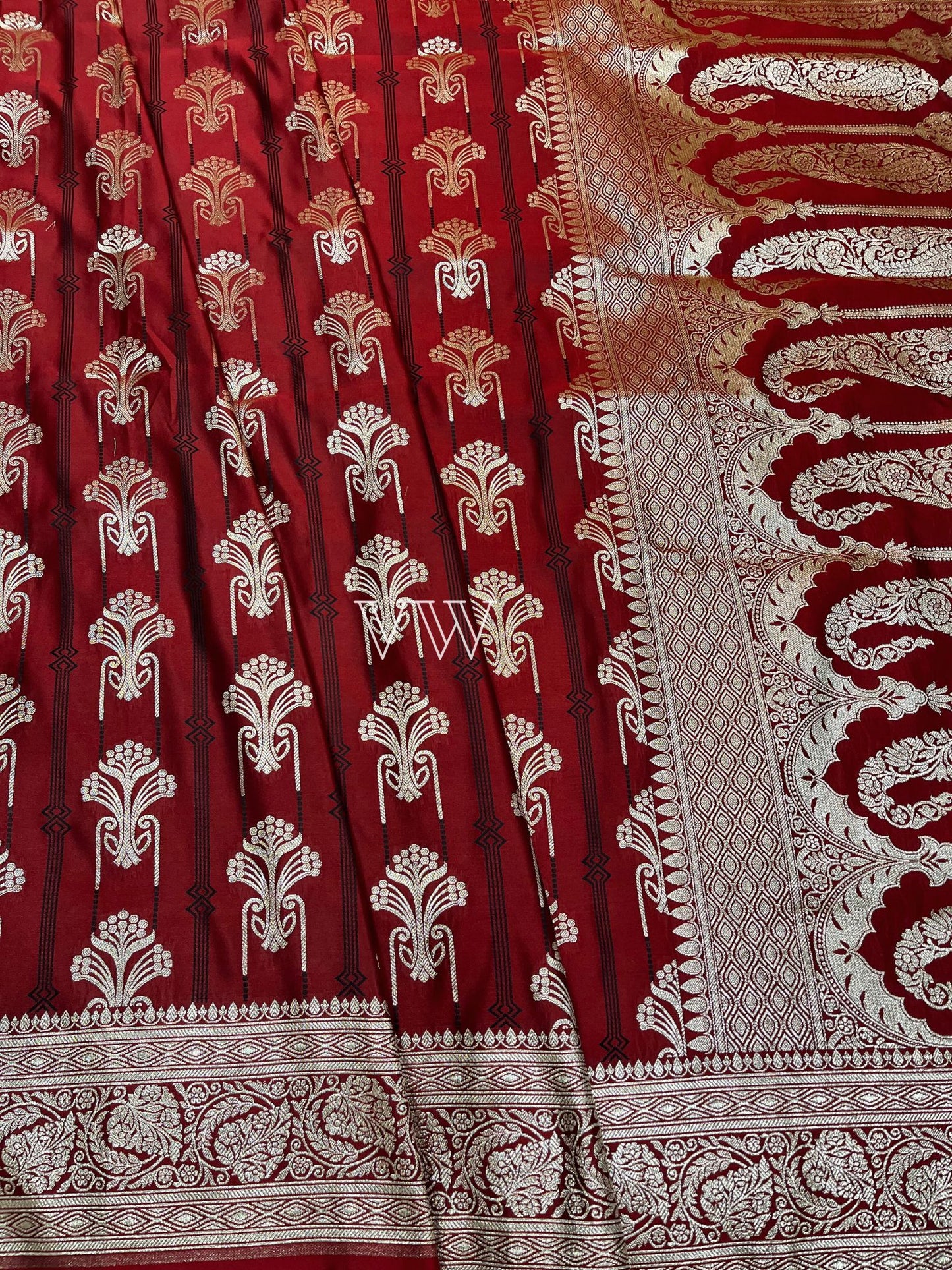 Reddish Maroon Tanchui Mashru Silk Banarasi Saree