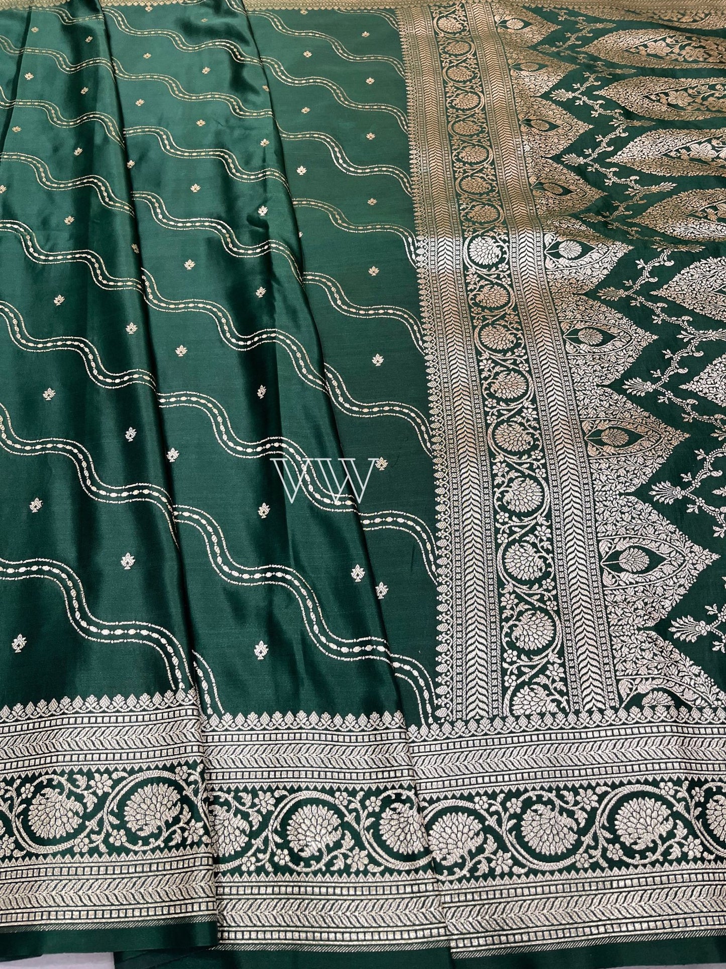 Bottle Green Mashru Satin Silk Banarasi Saree - Jaal work