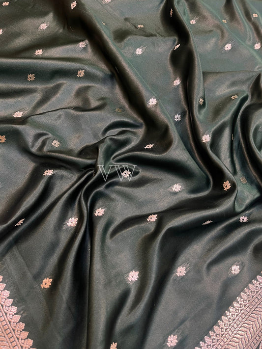 Bottle Green Mashru Satin Silk Banarasi Saree - Motifs