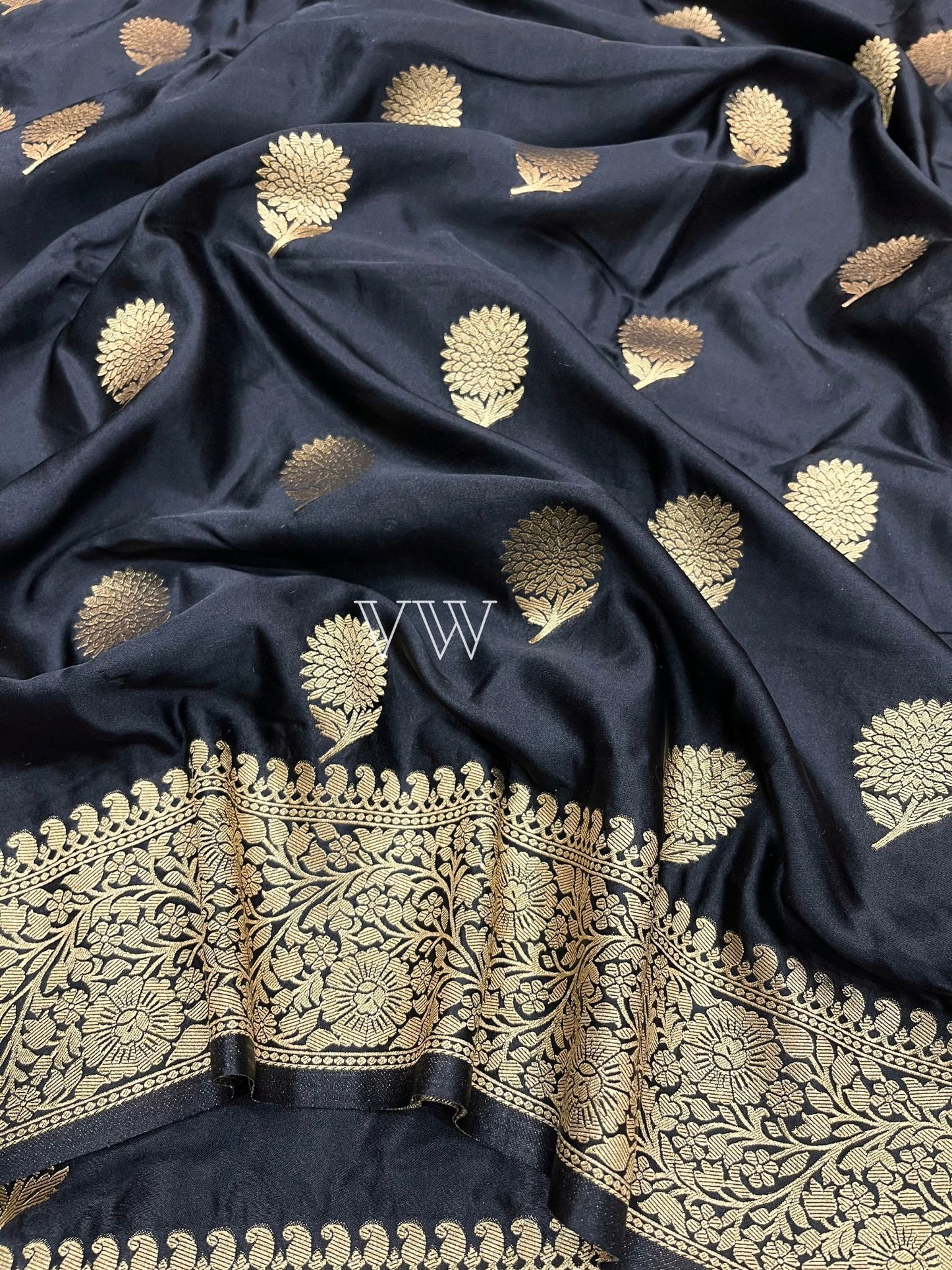 Black Mashru Satin Silk Banarasi Saree - Motifs