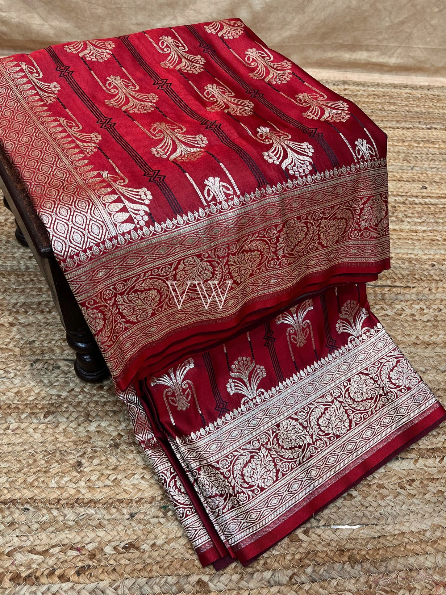 Reddish Maroon Tanchui Mashru Silk Banarasi Saree