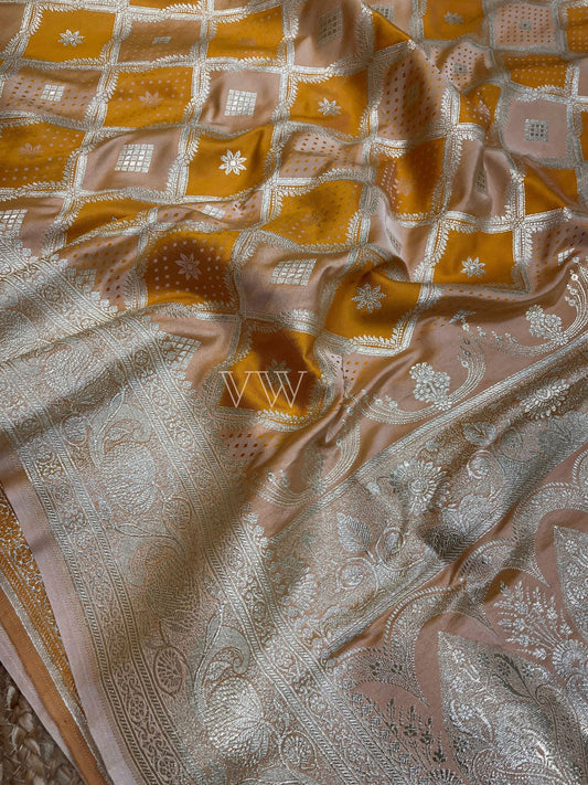 Dual shade Mashru Satin Silk Banarasi Saree - Jaal work