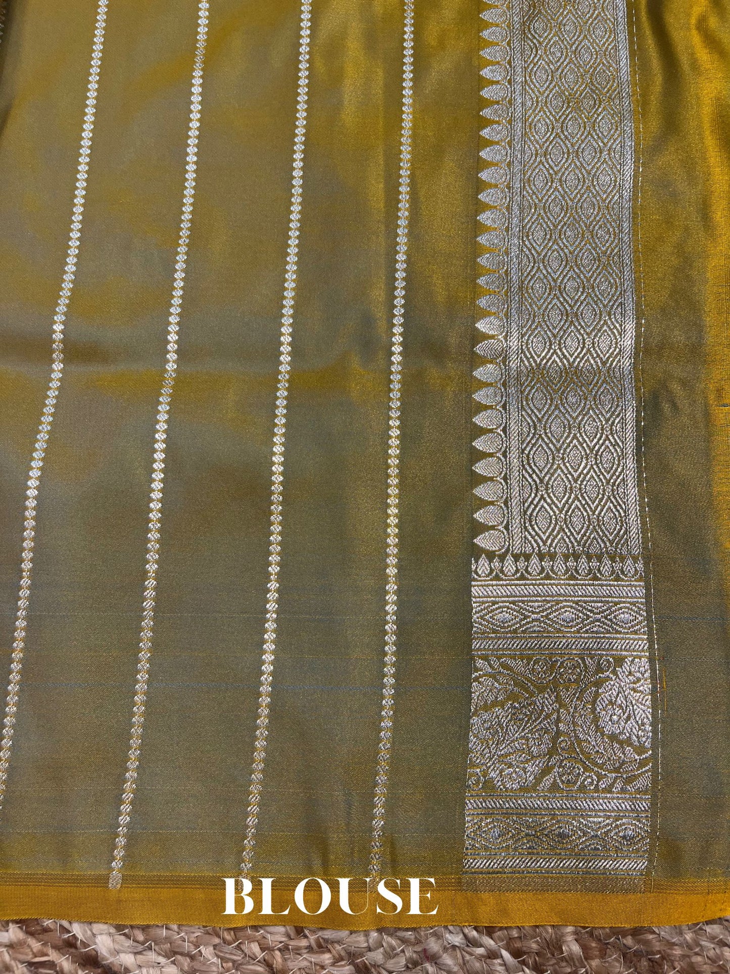 Dual Shade Tanchui Mashru Silk Banarasi Saree